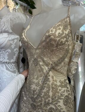 ISO- In Search Of- Primavera Couture Style 3724. Ivory. Size 4